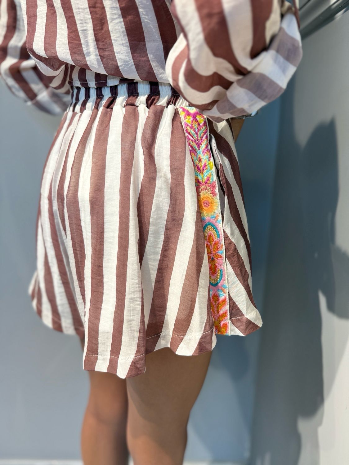 TENSIONE IN -short farfalla PE260336 panna/cuoio