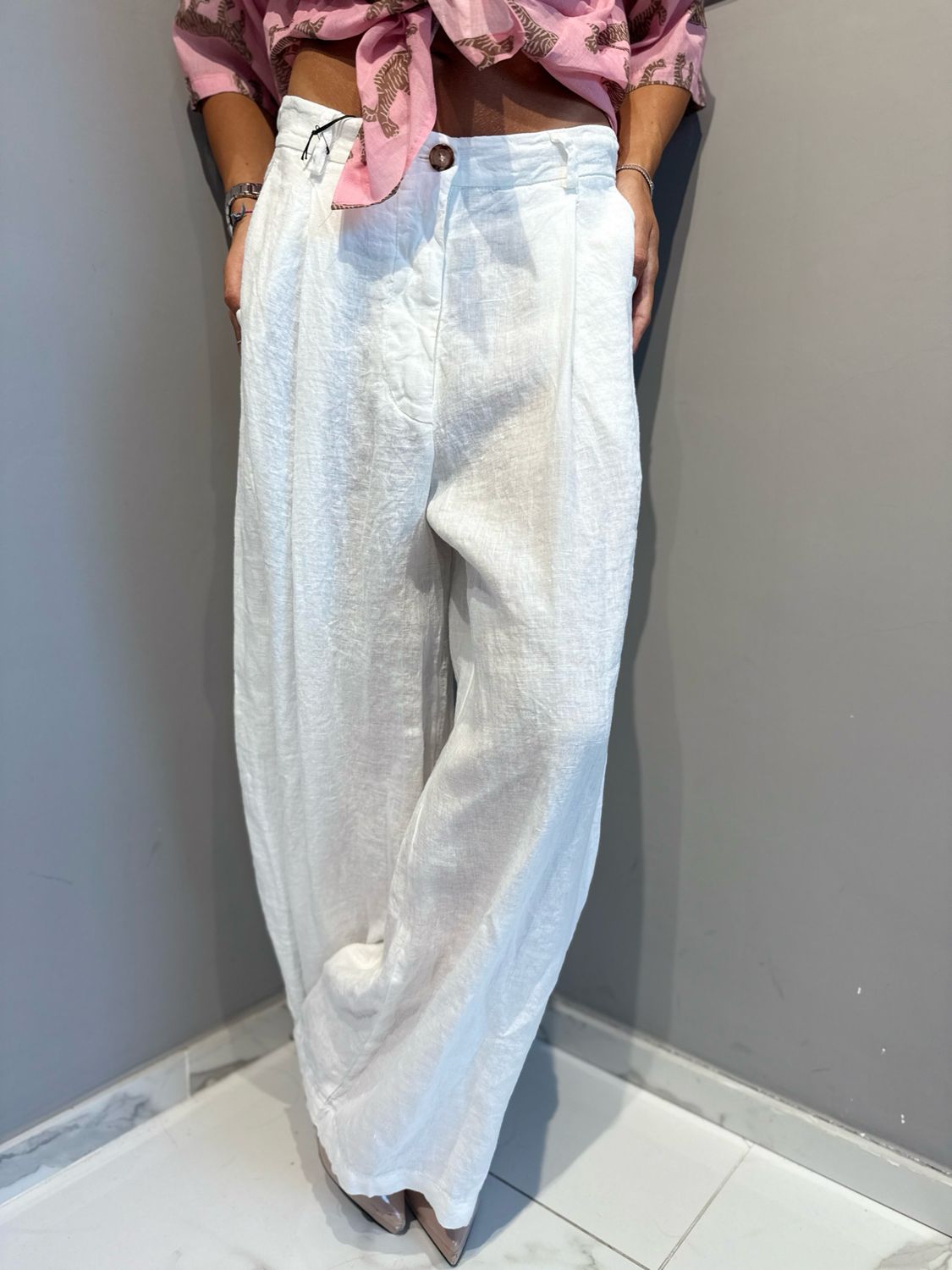 TENSIONE IN - pantalone in puro lino S26PE36 bianco