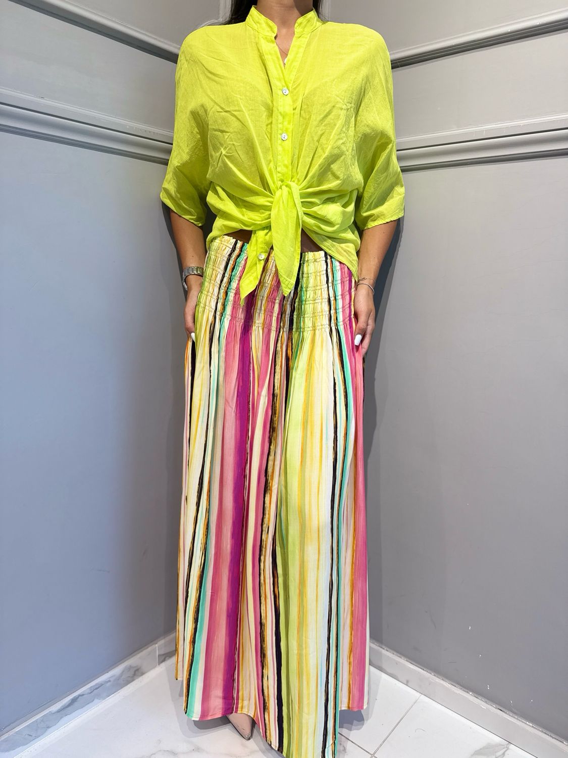 TENSIONE IN - camicia in mussola di cotone lime G492G35R-PE26