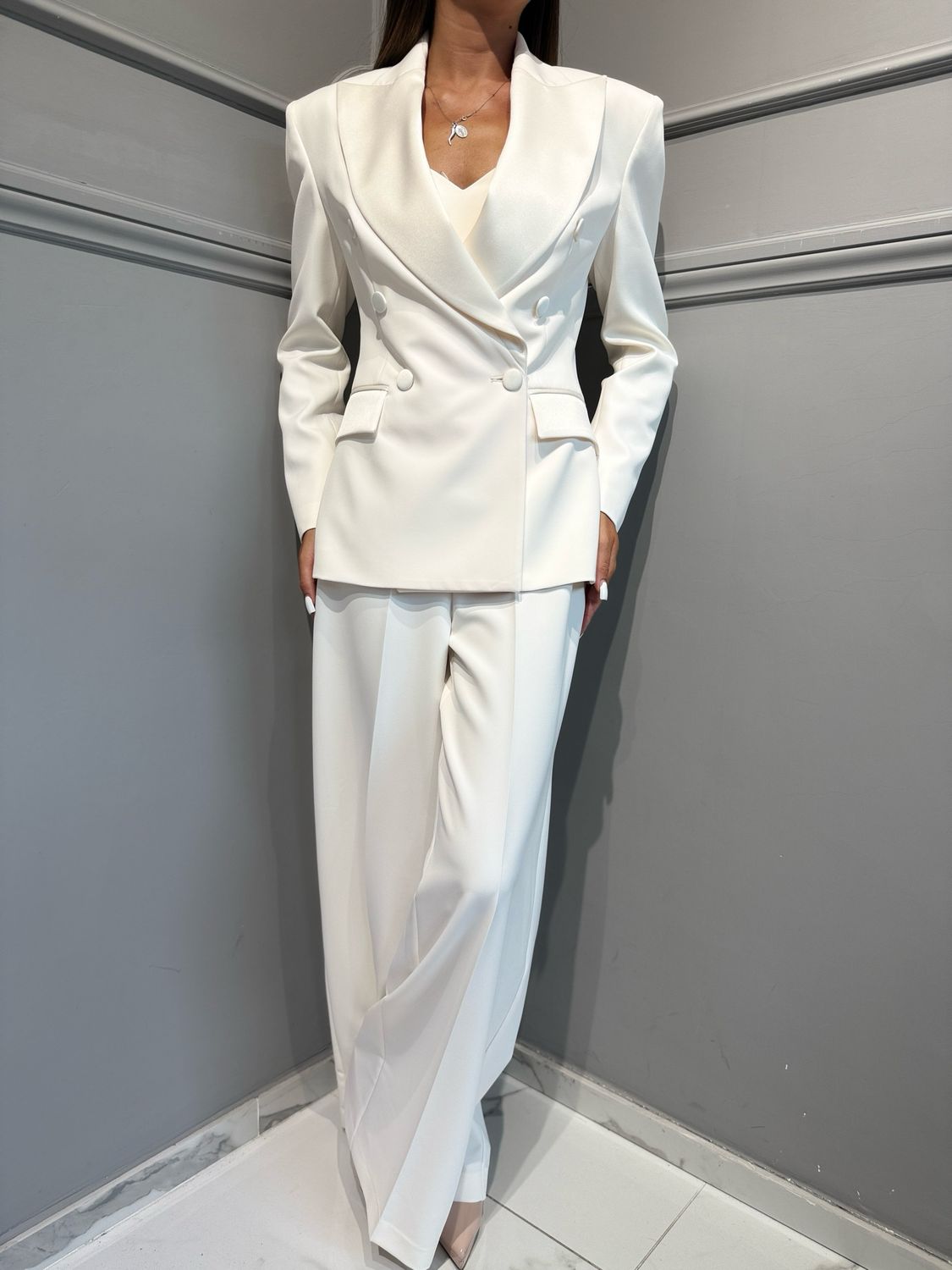 SILENCE LIMITED - giacca VIVIAN_BLAZER SLGI023 + pantalone a palazzo HANIMA_PANTS SLPA019MU milk