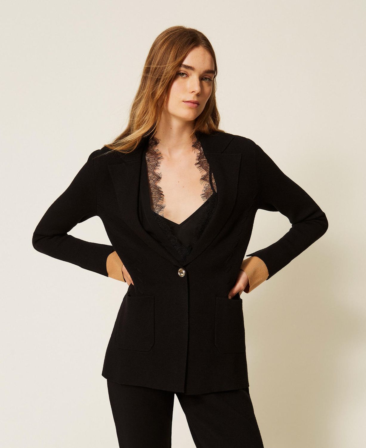 TWINSET ACTITUDE - Giacca in maglia con dettagli a contrasto nero/moro