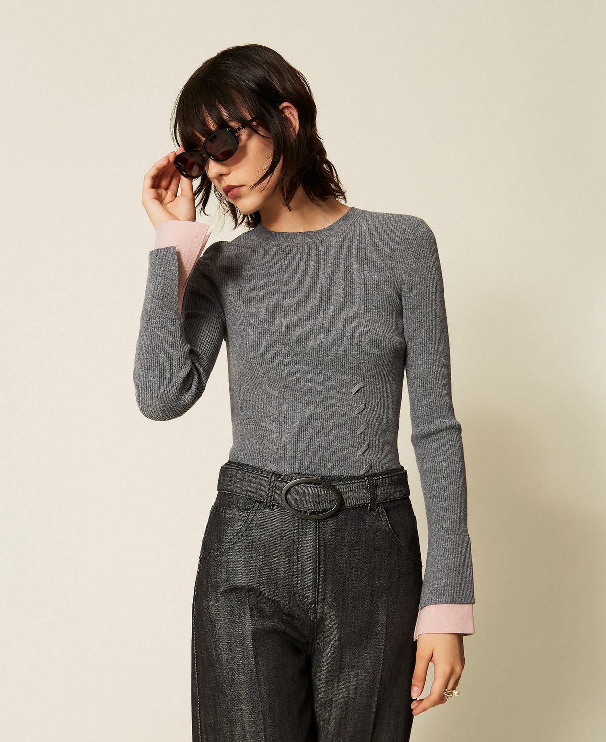TWINSET ACTITUDE - Maglia a lupetto con dettagli a contrasto grigio/rosa