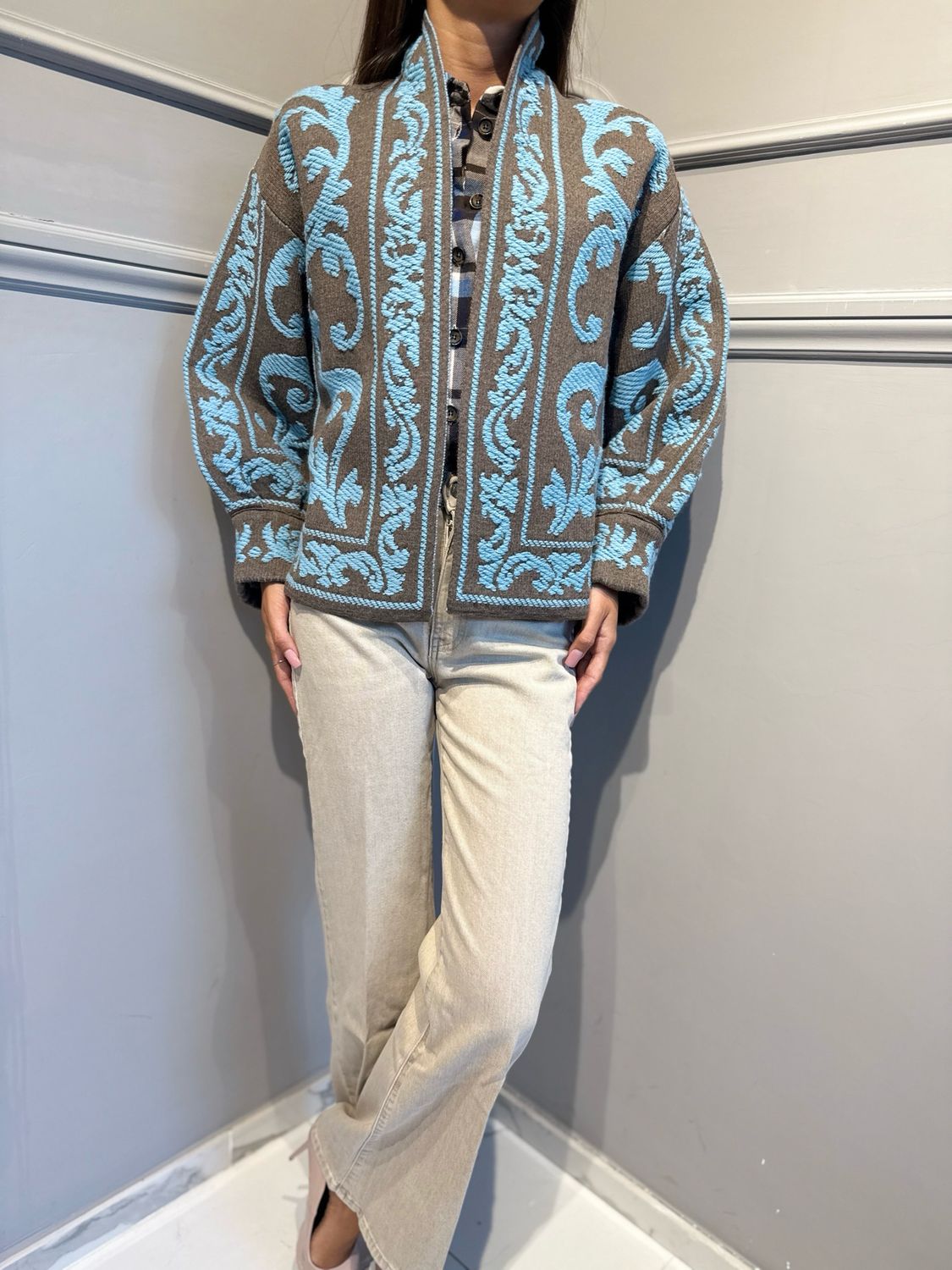 MOTEL - cardigan in maglia W6HMG55A400 Moro/celeste