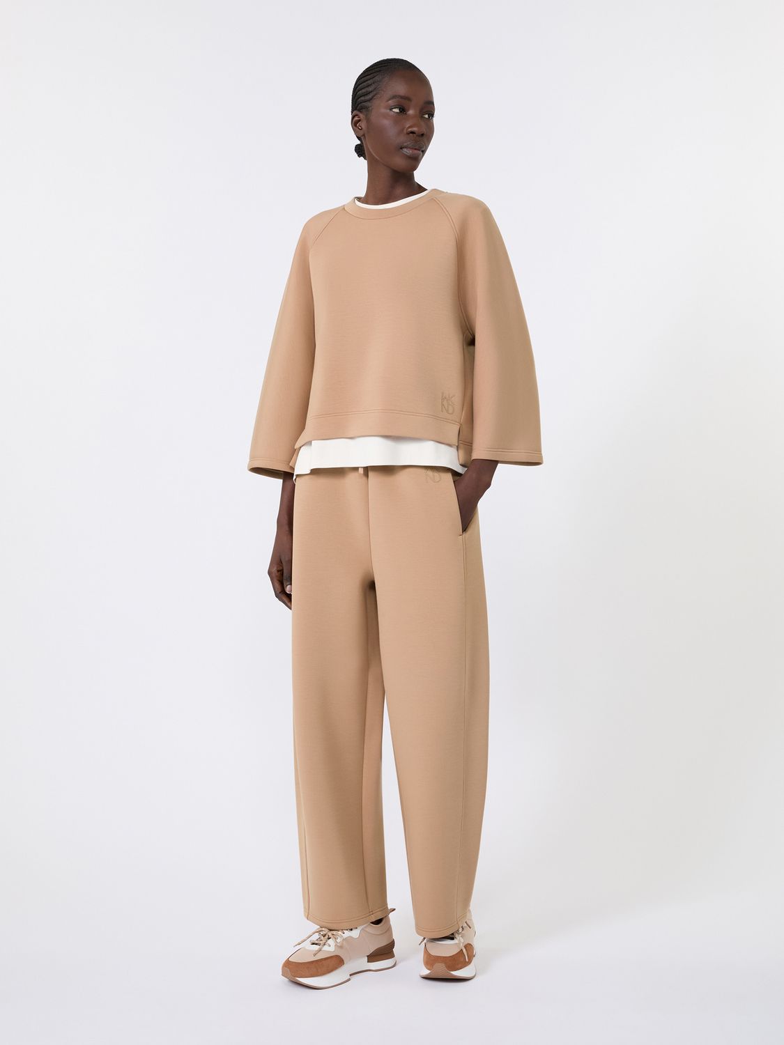 Max Mara WEEKEND - Felpa boxy in jersey scuba WKDVASTO - CUOIO