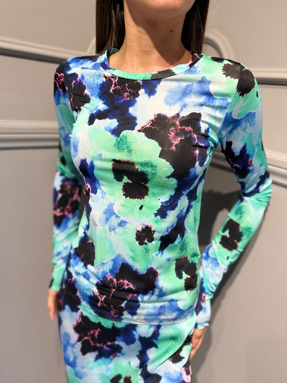 TENSIONE IN - t-shirt elasticizzata 40641 fantasia