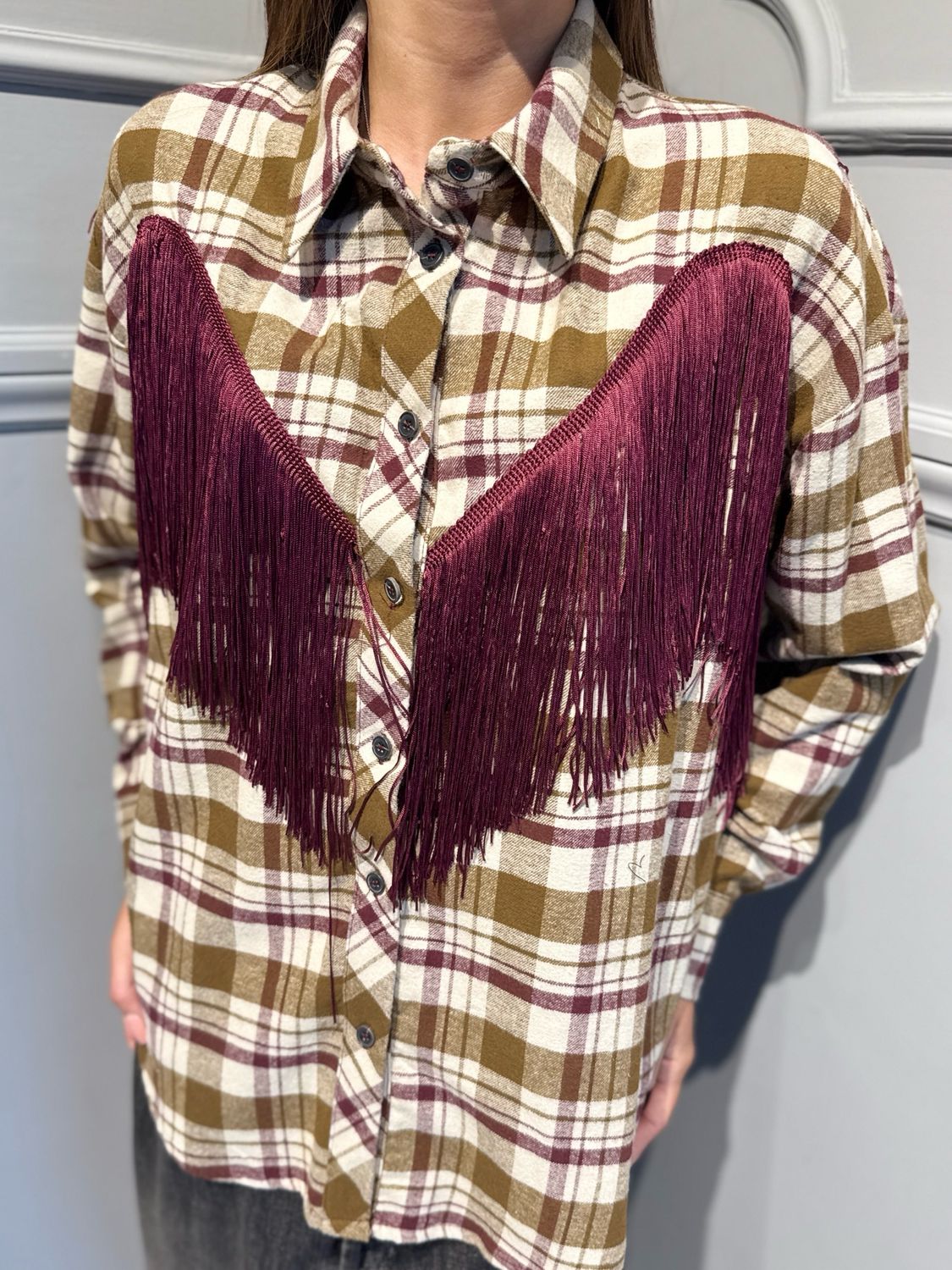TENSIONE IN - camicia in flanella con frange 27C6417 bordeaux/beige