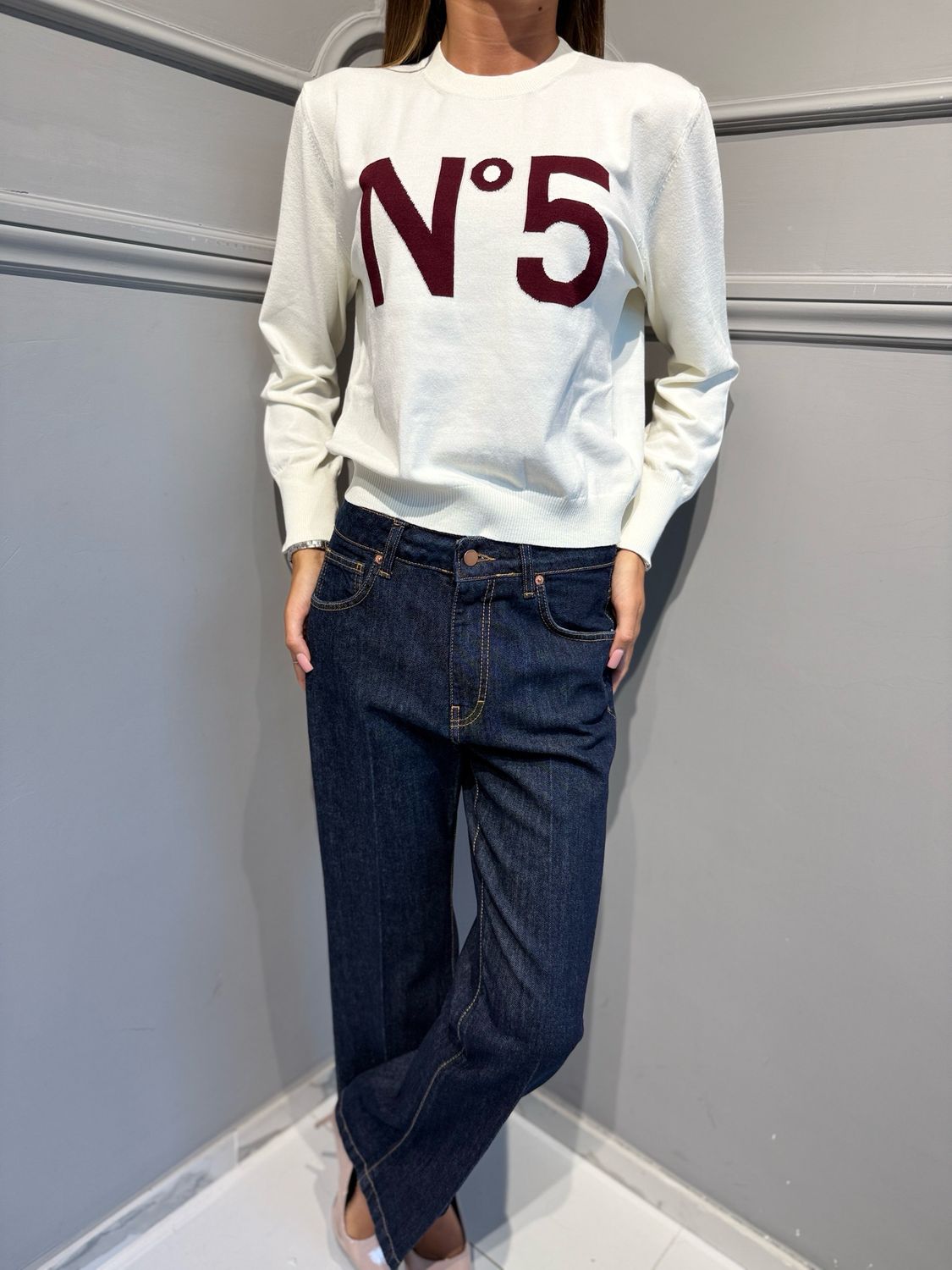 TENSIONE IN - maglia numero 5 in viscosa W6HMJ39A418 panna/bordeaux