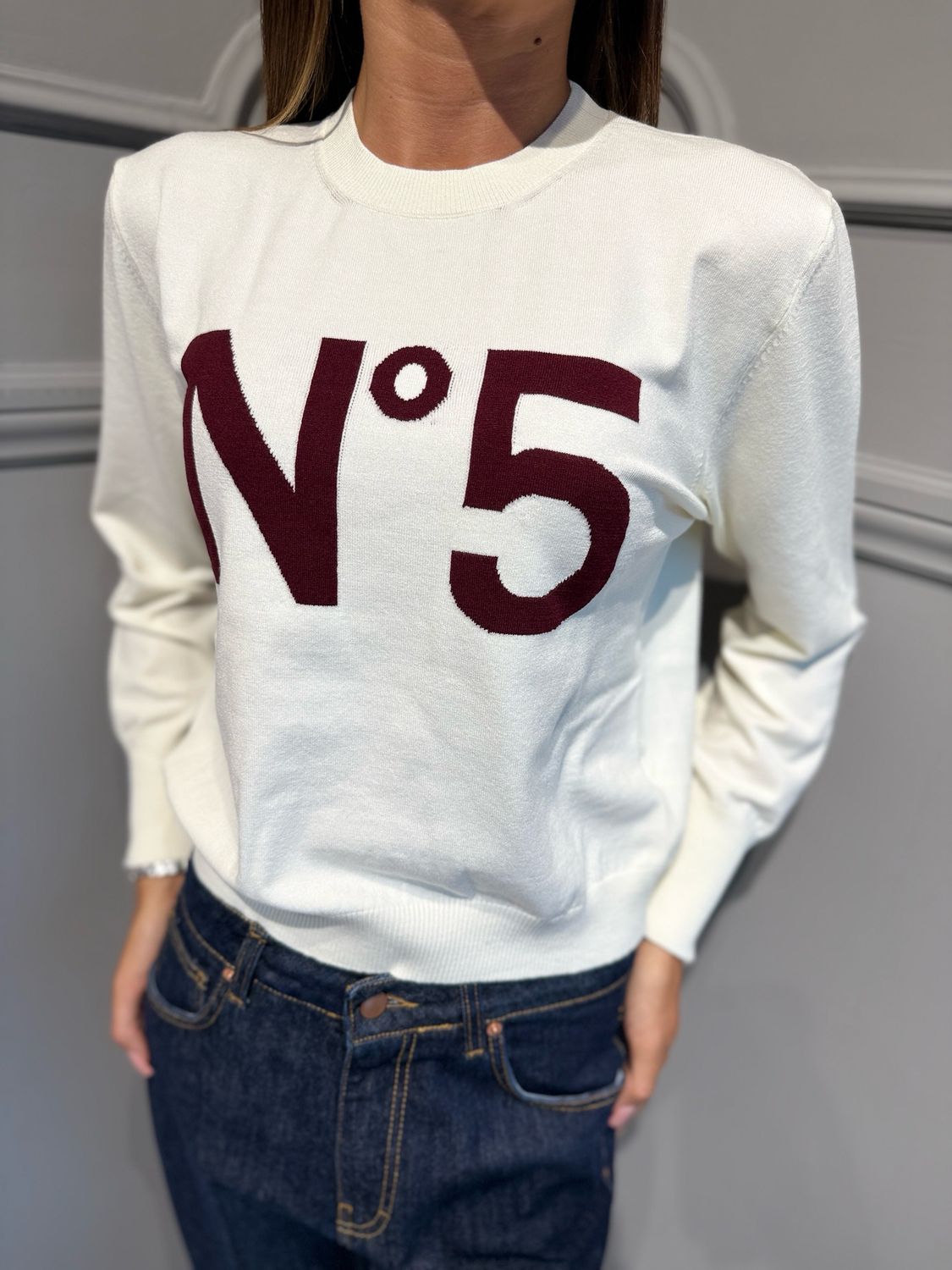TENSIONE IN - maglia numero 5 in viscosa W6HMJ39A418 panna/bordeaux