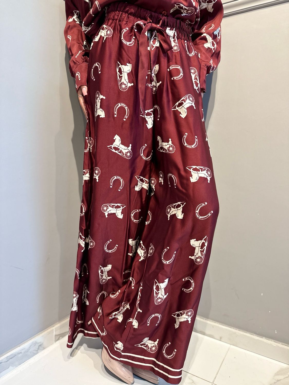 TENSIONE IN - pantalone a palazzo FW260068 bordeaux