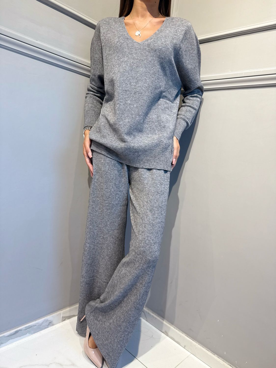 HAVE ONE - completo in maglia a V over grigio mélange HNC-R013