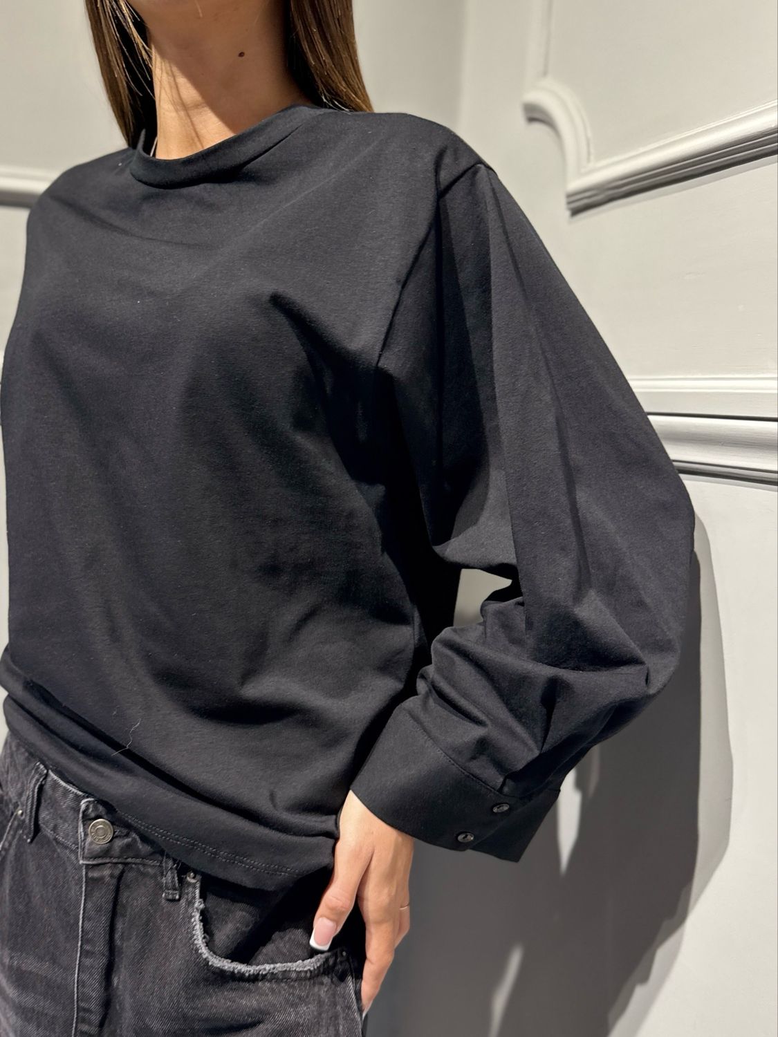 TENSIONE IN - t-shirt con maniche larghe e polso camicia W26M771  ero