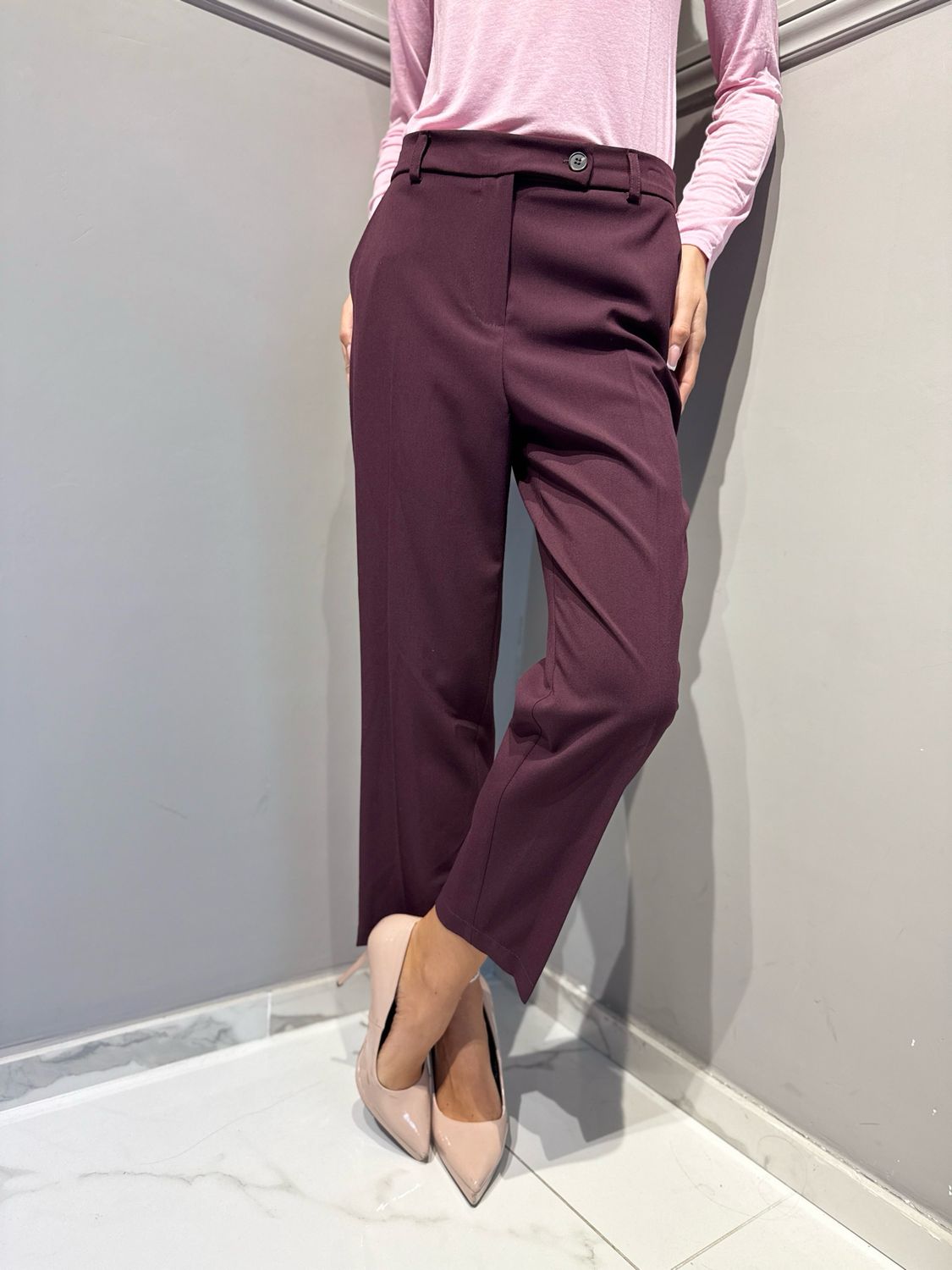 TENSIONE IN - pantalone a slim 27P6449 vino