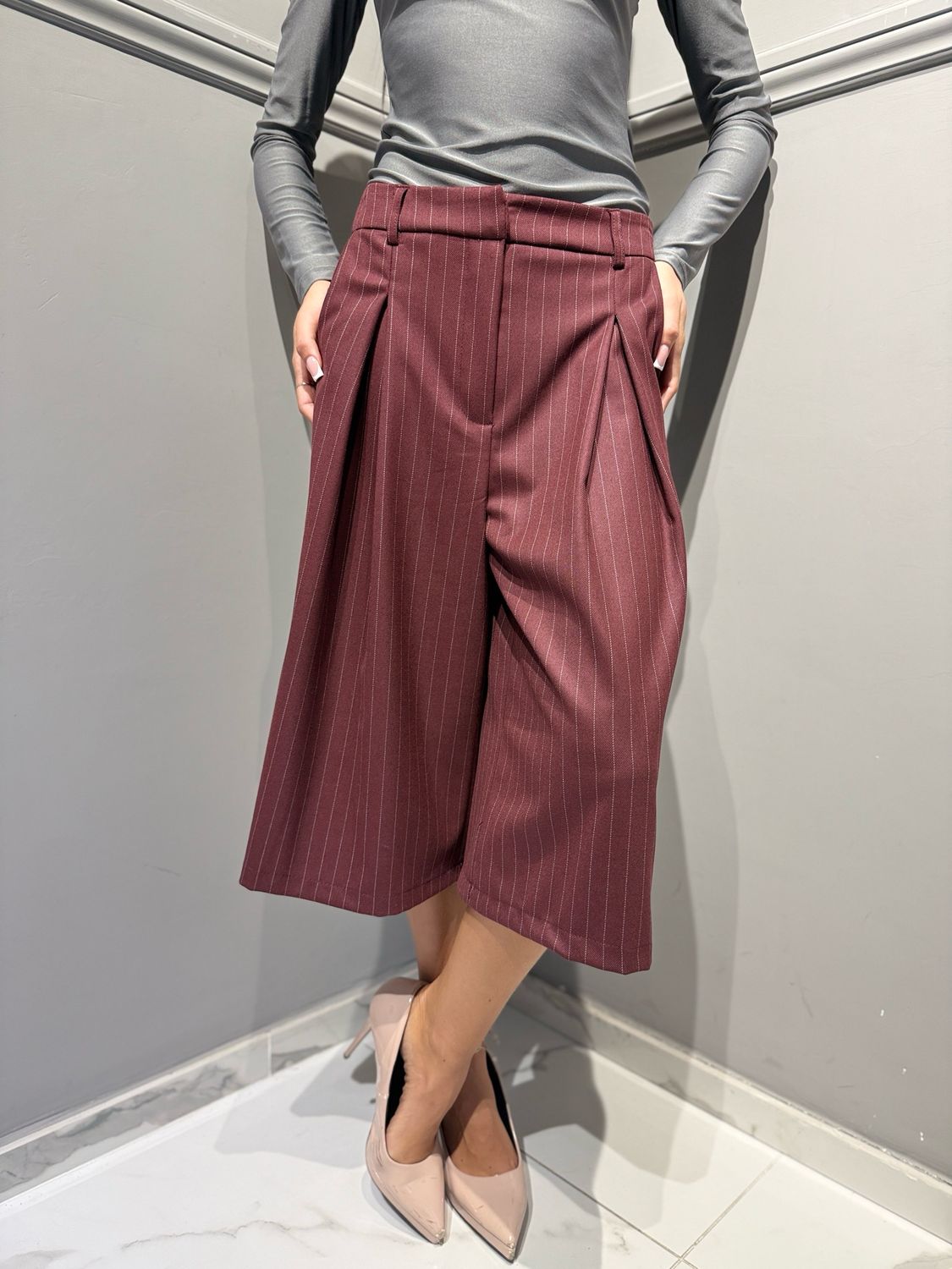TENSIONE IN - pantalone gessato 27P6434 bordeaux