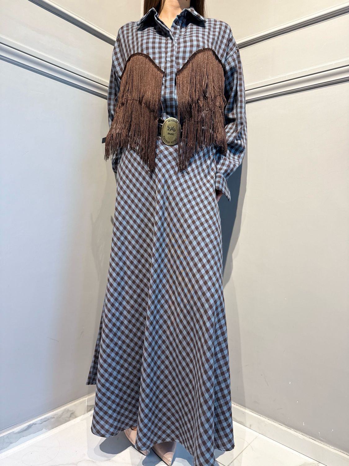 TENSIONE IN - camicia quadrettata con frange W26C790 Moro/celeste
