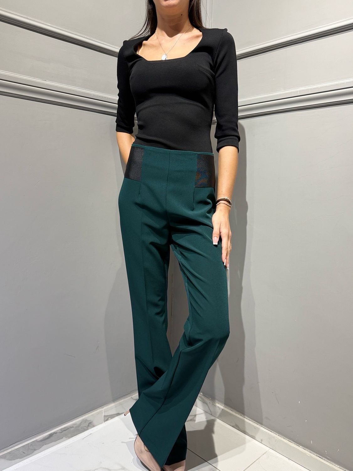 VICOLO - pantalone elasticizzato TAC1595 verde pino
