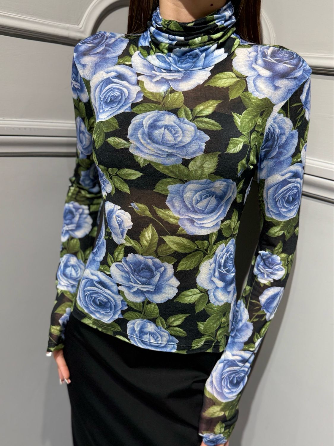 TENSIONE IN - maglia FW260190 stampa rose blu