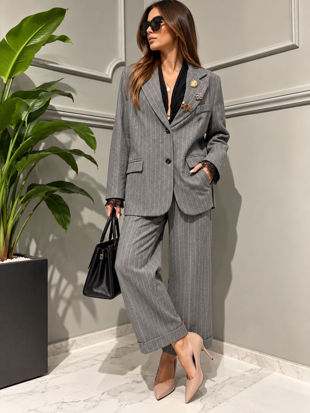 Tensione In - pantalone crop gessato con risvolto e pences 27P6780 grigio