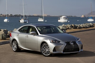 LEXUS IS200t, IS250 2016--