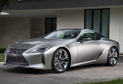 LEXUS LC500h 2017--