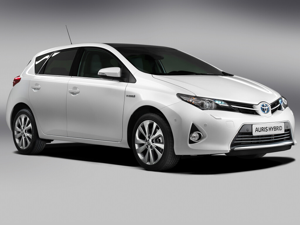 TOYOTA Auris Hybrid (ZWE186) 2012-2018 Body Repair Manual