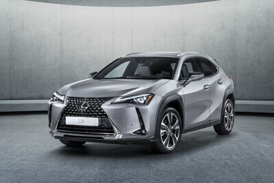 LEXUS UX200 UX250h 2018-