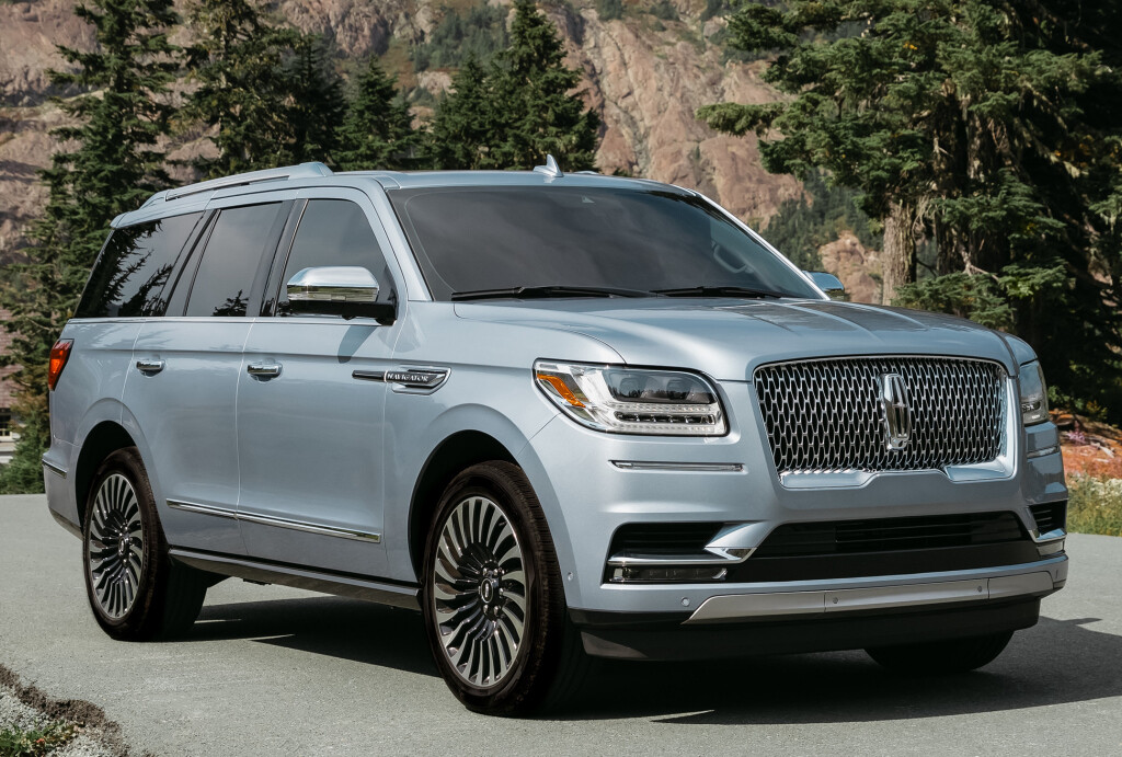 Body dimensions LINCOLN Navigator 2017-- Collision repair