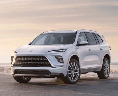 BUICK Enclave 2024--