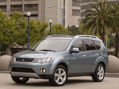 Body dimensions MITSUBISHI Outlander XL (CW#) 2006-2013 Collision repair