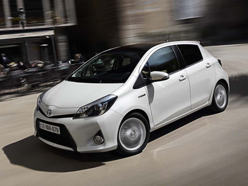 TOYOTA Yaris  Hybryd 2012-2017
