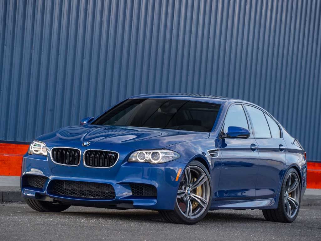 Body dimensions BMW M5 (F10) 2011-2016 Collision repair