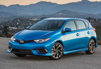 Body dimensions SCION iM 2015-2016 Collision repair