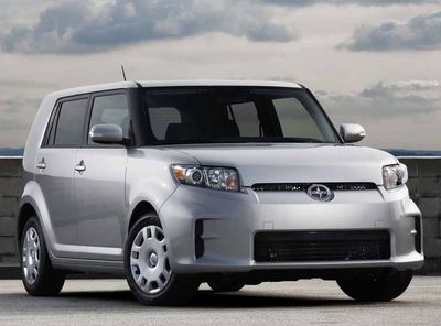 Body dimensions SCION xB 2007-2010-2015 Collision repair