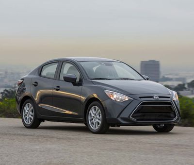 Body dimensions SCION iA 2015-2016 Collision repair