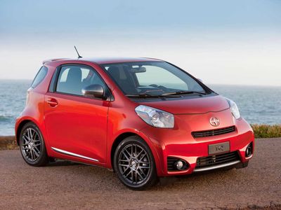 Body dimensions SCION iQ 2011-2016 Collision repair