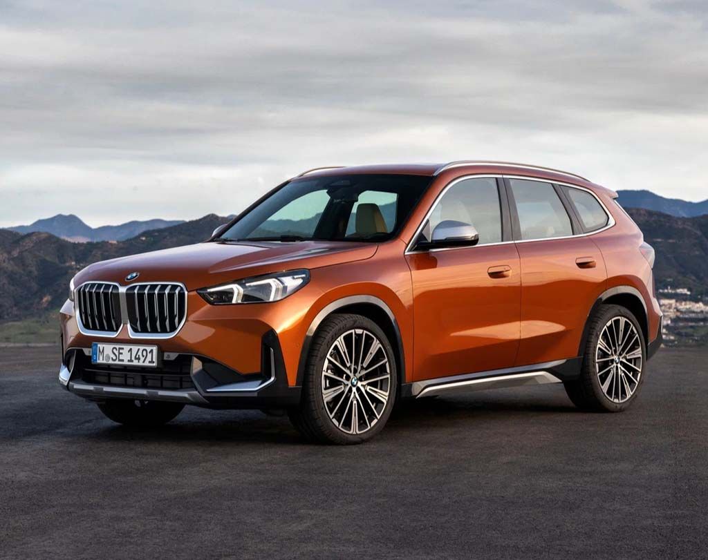 Body dimensions BMW X1 (U11, U12) 2022 –Collision repair