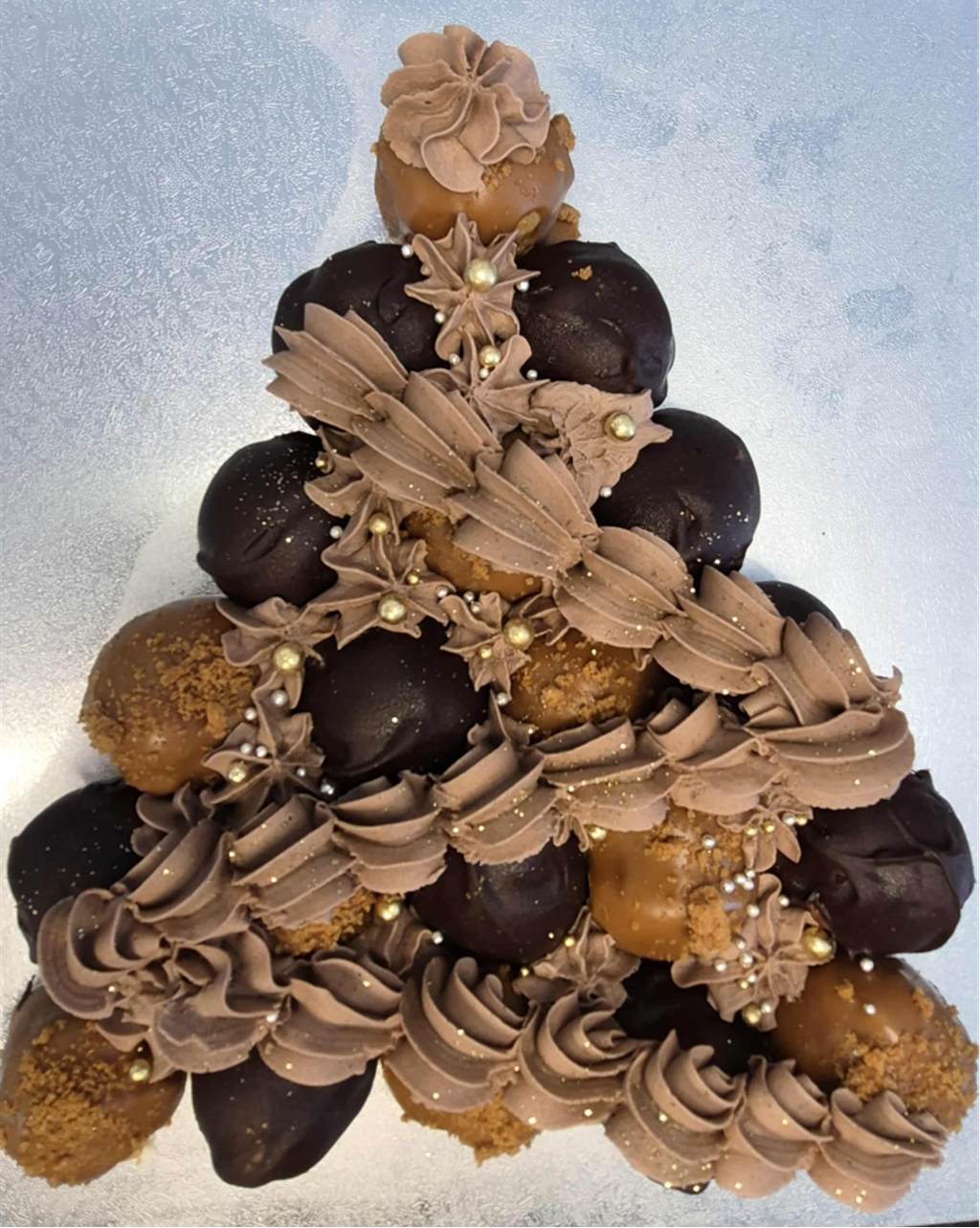 Chociscoff Profiterole Christmas Tree