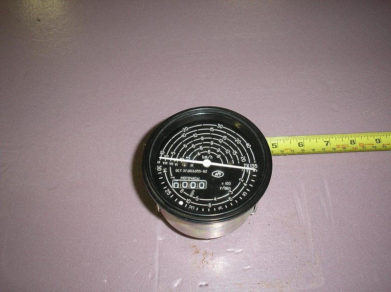 Tachometer 2200 rpm