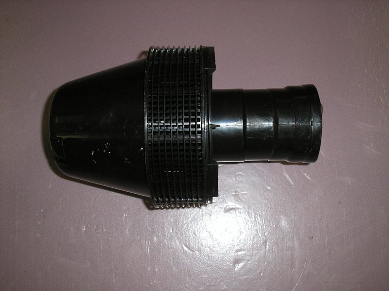 Air filter pre-cleaner monocyclone