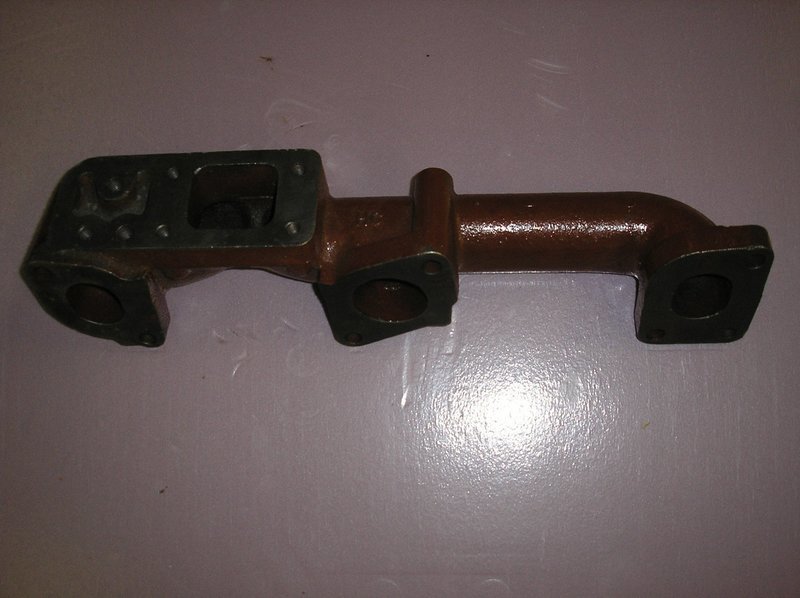 Exhaust manifold turbo