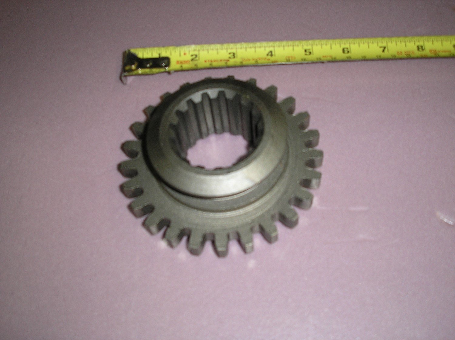 Hydraulic pump drive gear