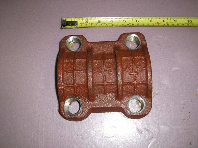 Insert for rear hub clamp assembly