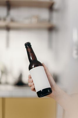 Sixpack met eigen etiket
