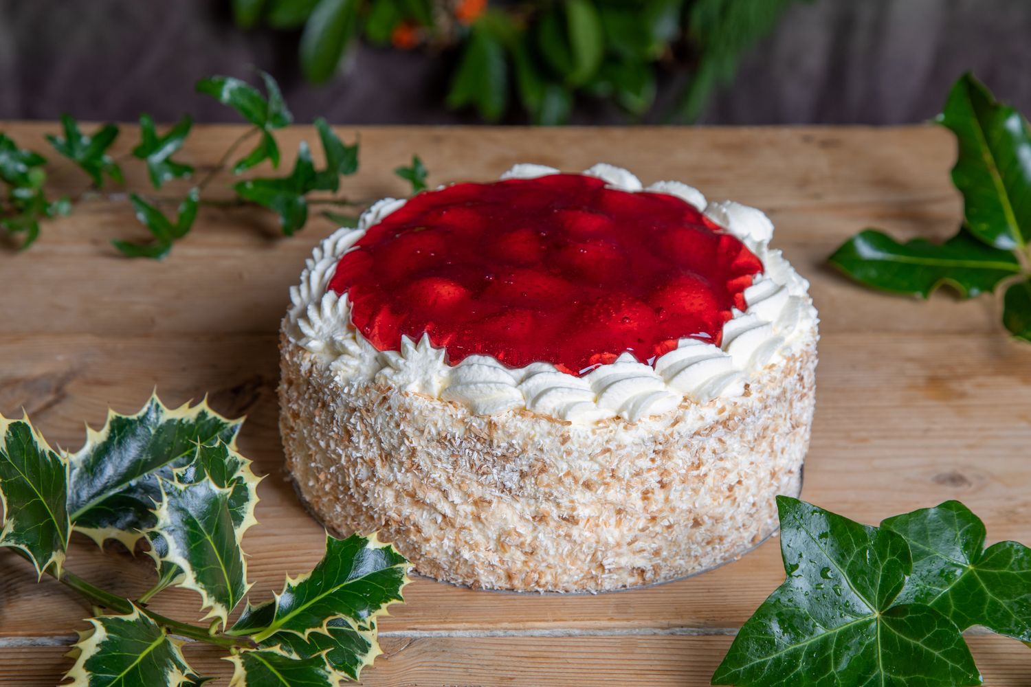 Strawberry Gateau (Large: 8 - 10 portions) MORRISONS