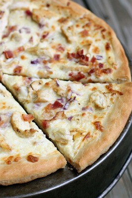 Chicken Alfredo Pizza (12&quot;)