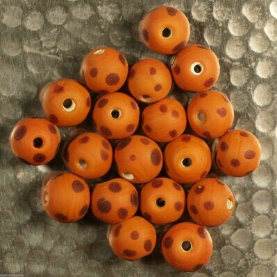 6 perles en verre artisanal mat orange à pois 8 mm