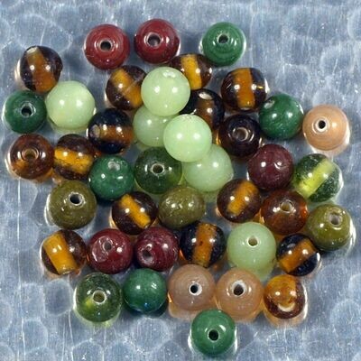 Mélange de 30 perles de verre artisanal 6 mm vert topaze