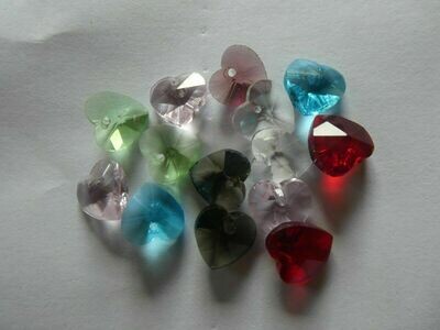 14 pendentifs coeur en cristal de Chine 10 x 10 mm couleurs variées