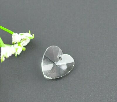 5 pendentifs coeur TRANSPARENT en cristal de Chine 10x10 mm