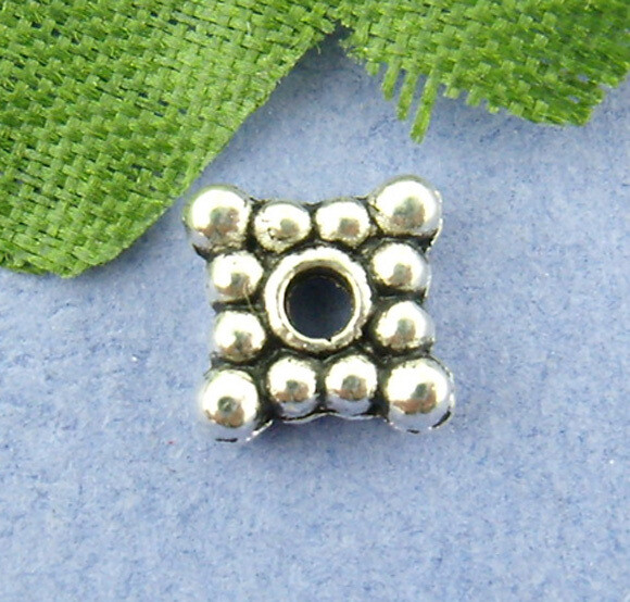 30 perles intercalaires carrées  petites boules en argent tibétain 6 mm