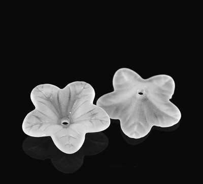 20 perles intercalaires fleur blanche givrée en lucite 18 x 18 mm
